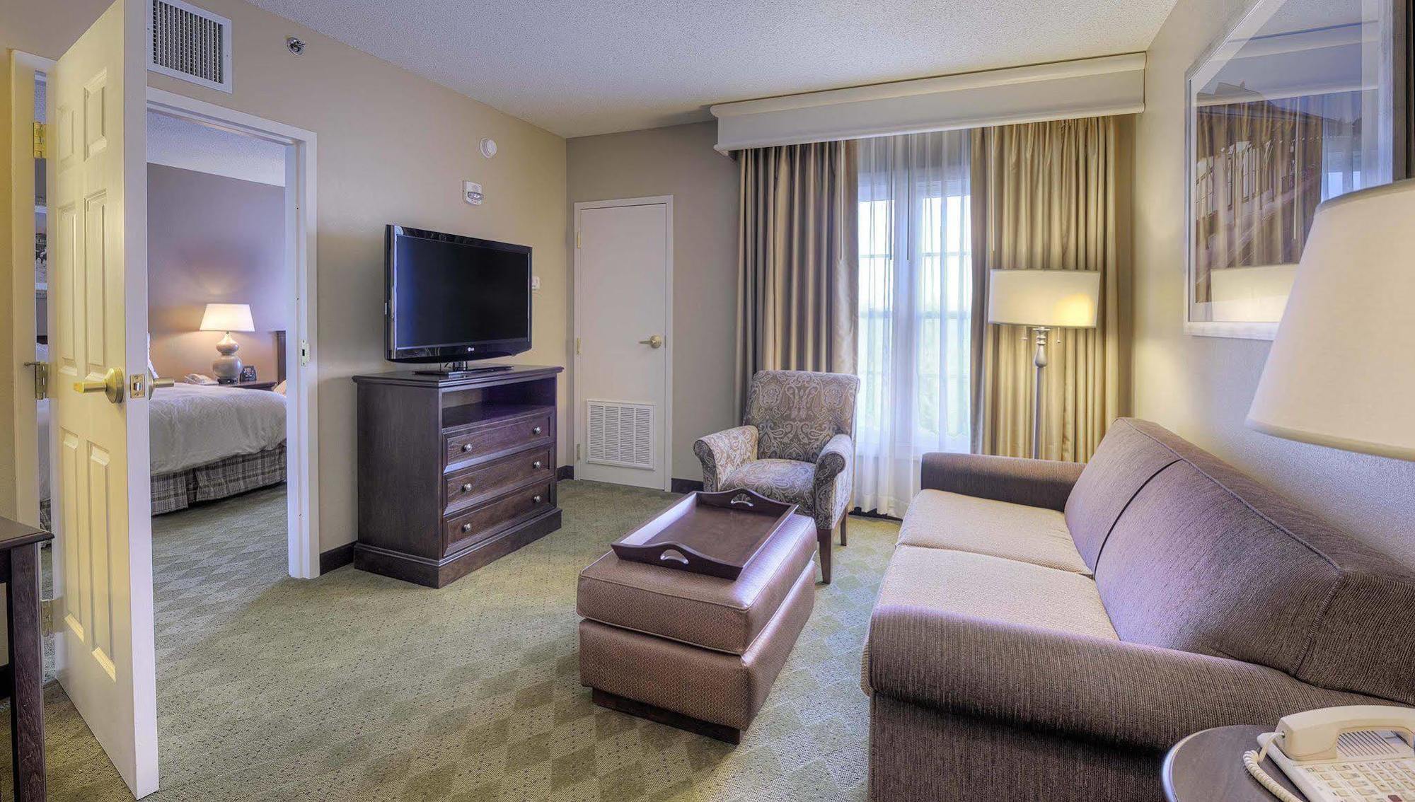 Holiday Inn Express & Suites Southern Pines-Pinehurst Area By Ihg Exterior foto