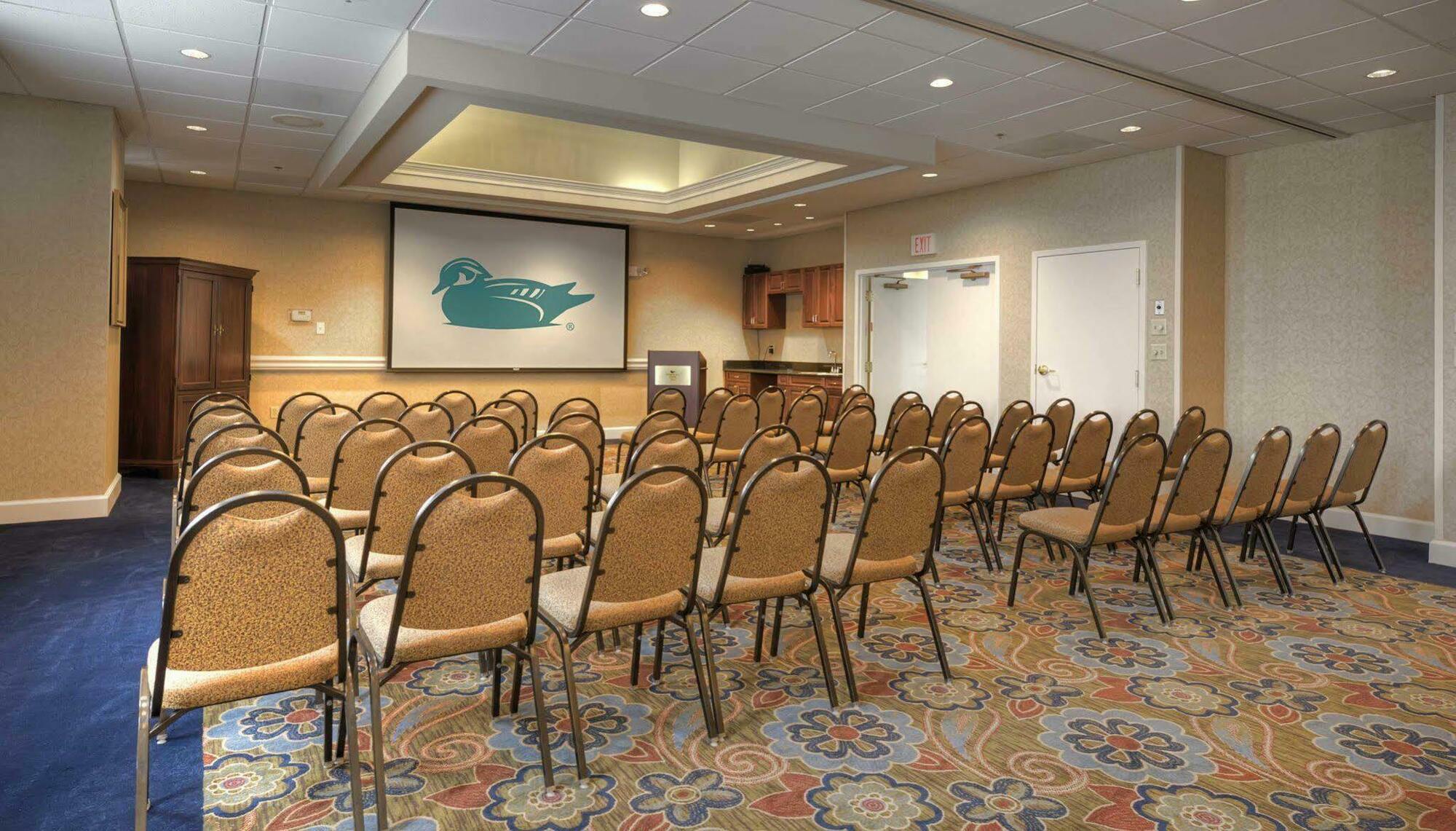 Holiday Inn Express & Suites Southern Pines-Pinehurst Area By Ihg Exterior foto